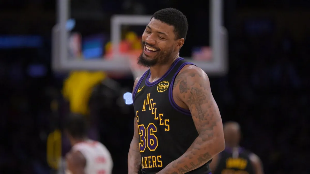 Relatório: Rockets assinando G Marcus Smart para um contrato de 2 anos e US$ 13 milhões