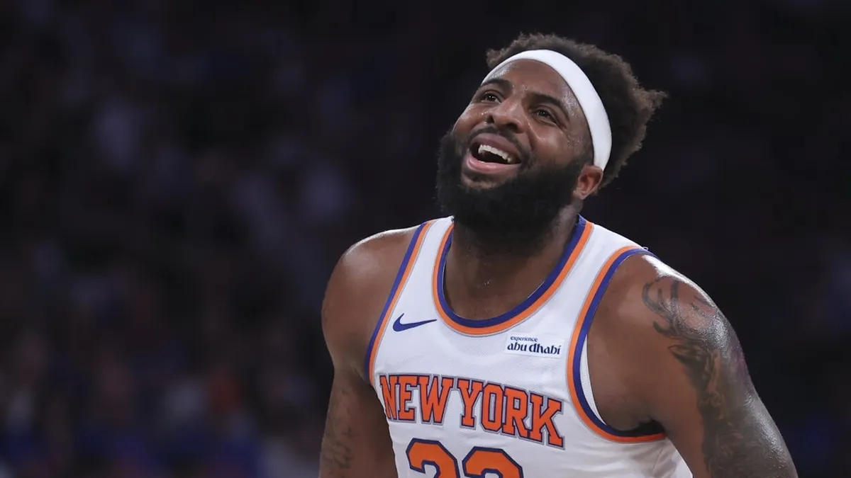 Relatório: Celtics adiciona C Mitchell Robinson e PG Mike Conley como agentes livres
