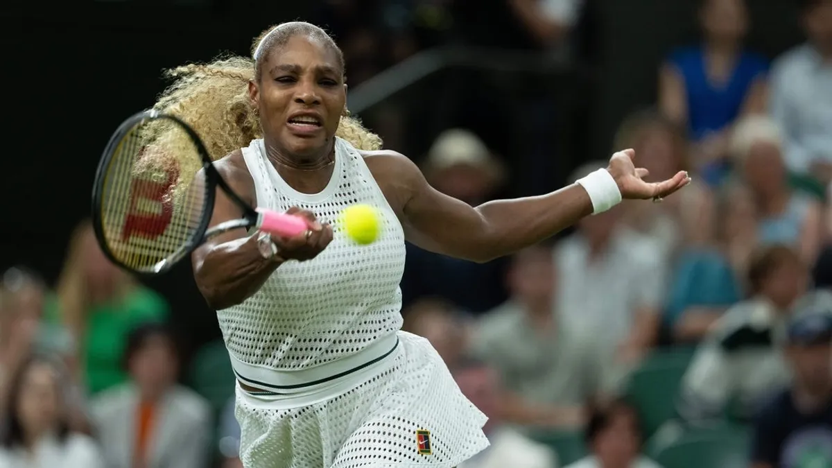 Serena Williams (joelho) incerta para duplas em Wimbledon