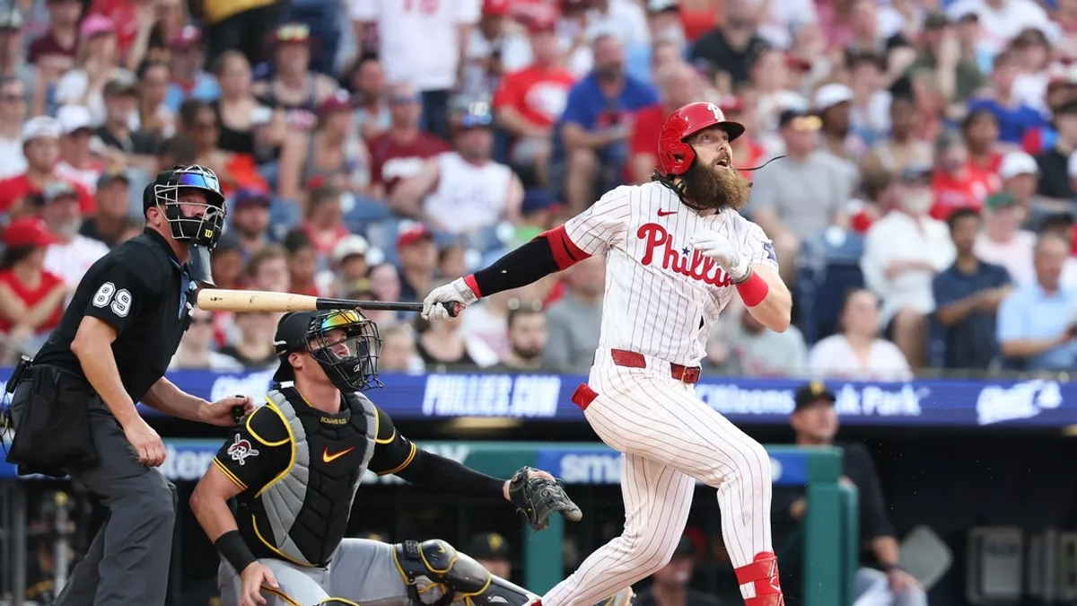 Trea Turner marca novamente enquanto Phillies ataca Paul Skenes, Pirates