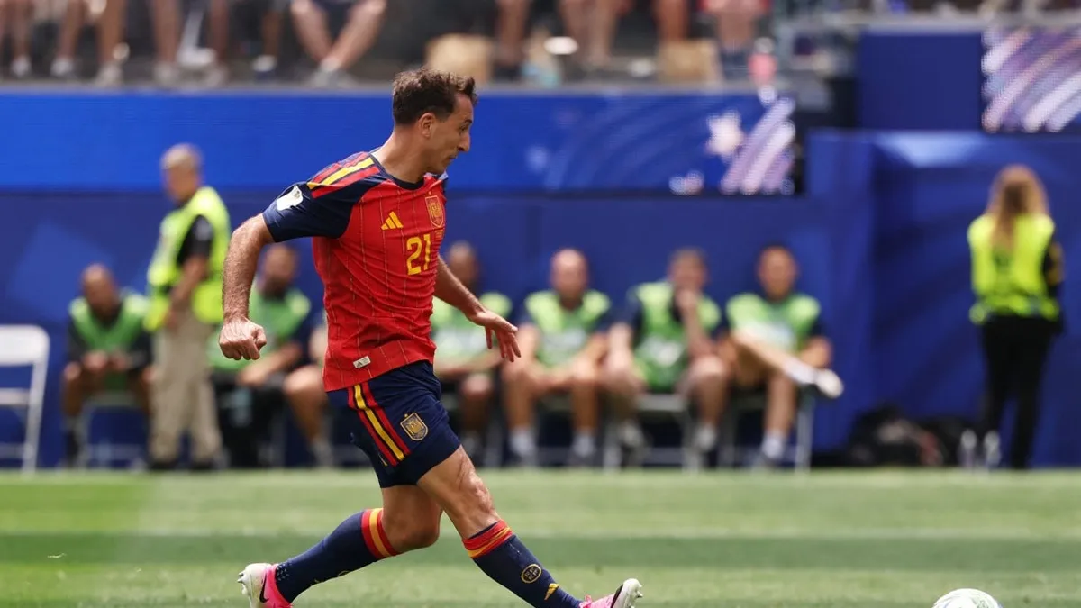 Mikel Oyarzabal marca 2 e a Espanha ultrapassa a Áustria nas oitavas de final