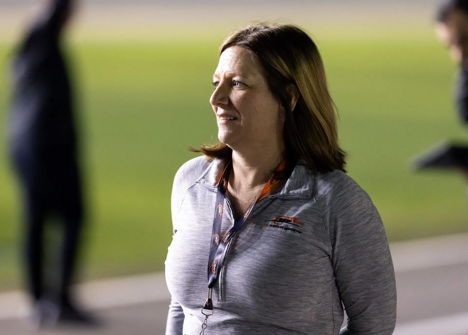 “Não fazemos isso por dinheiro”: Kelley Earnhardt ecoa a filosofia da equipe NASCAR de Heather Gibbs