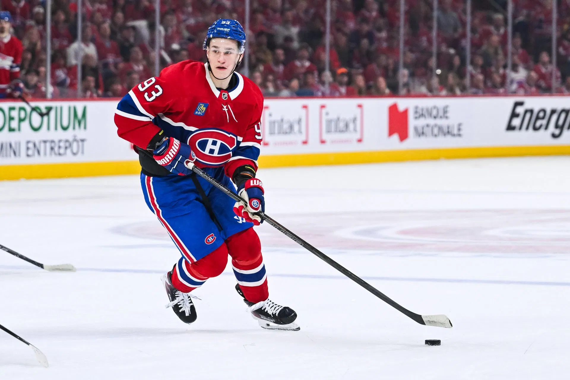 O mundo da NHL reage quando Ivan Demidov, dos Canadiens, assina extensão de contrato de 8 anos e US$ 73 milhões