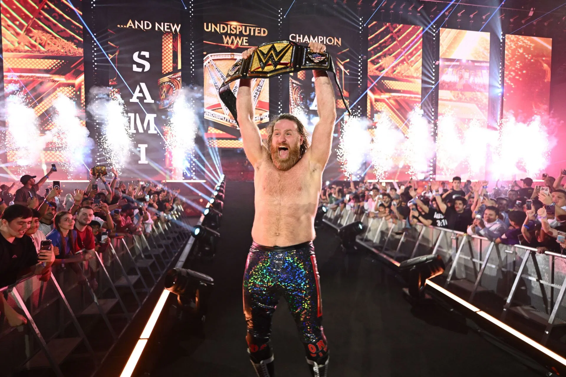 4 razões pelas quais colocar o Undisputed WWE Championship em Sami Zayn foi uma má ideia