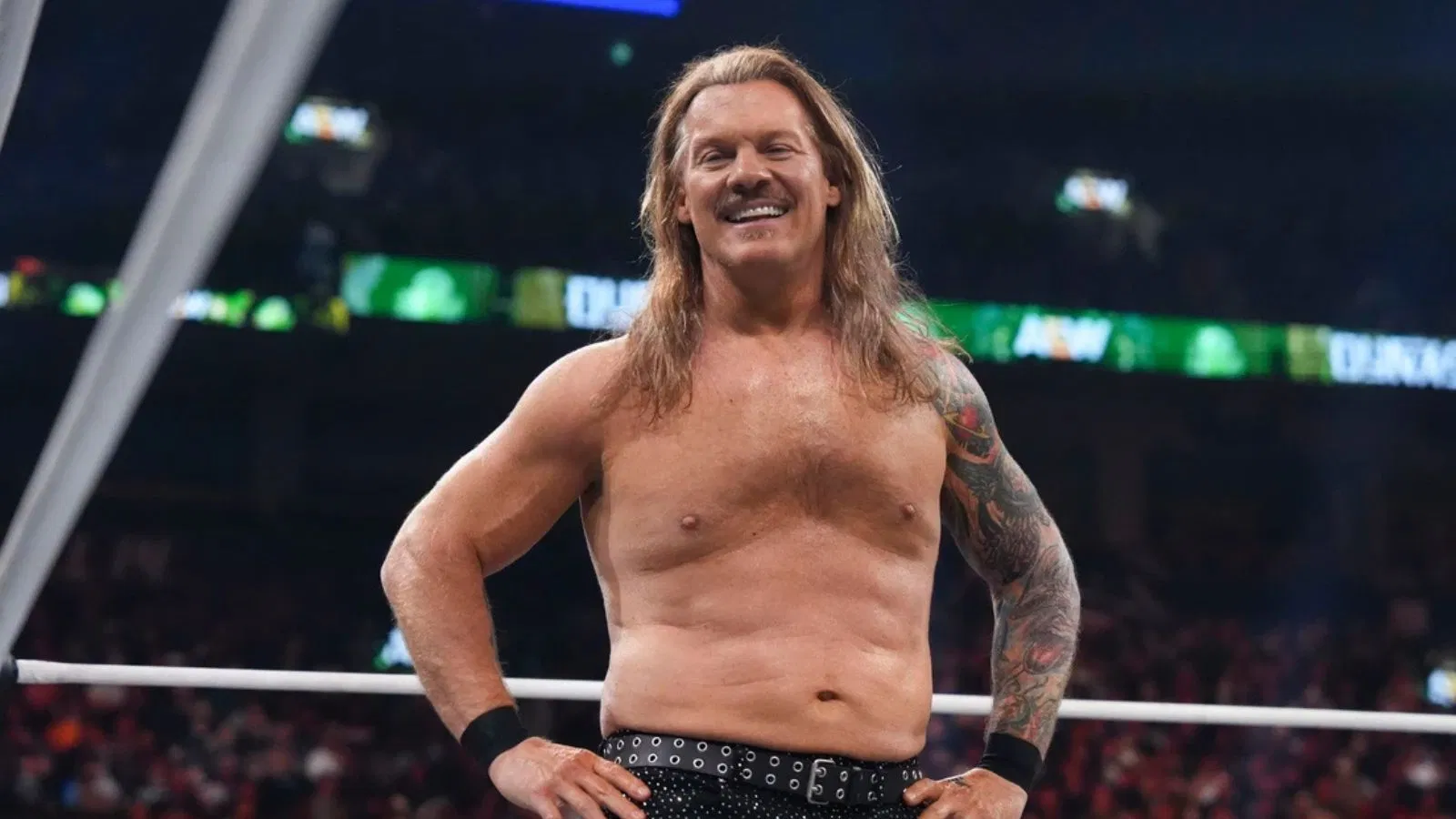 Chris Jericho revela porque voltou a assinar com a AEW em meio a rumores de um retorno à WWE