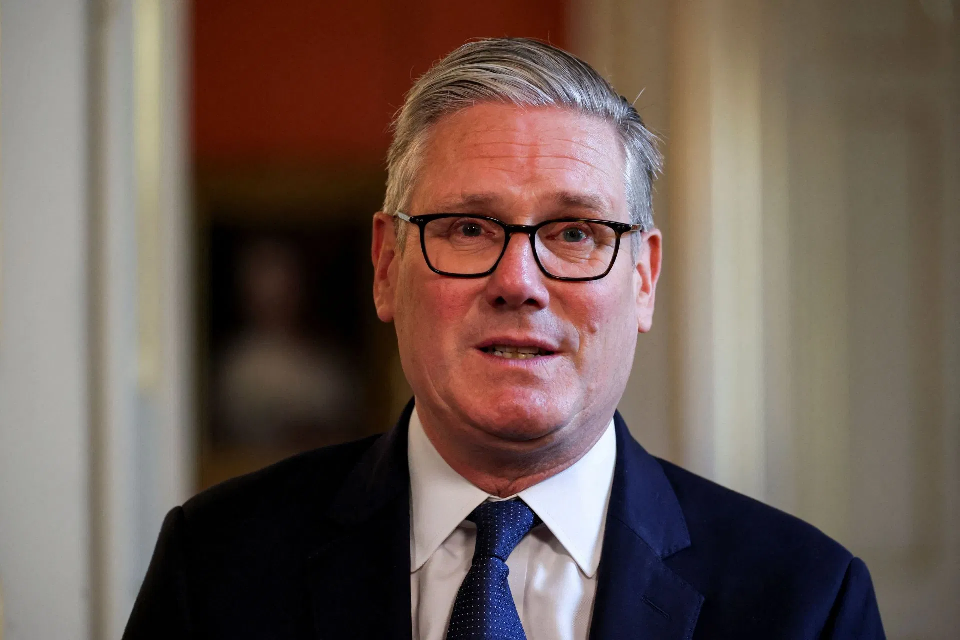 O primeiro-ministro do Reino Unido, Keir Starmer, introduzirá lei de emergência para o pontapé inicial da Inglaterra contra o México na Copa do Mundo da FIFA