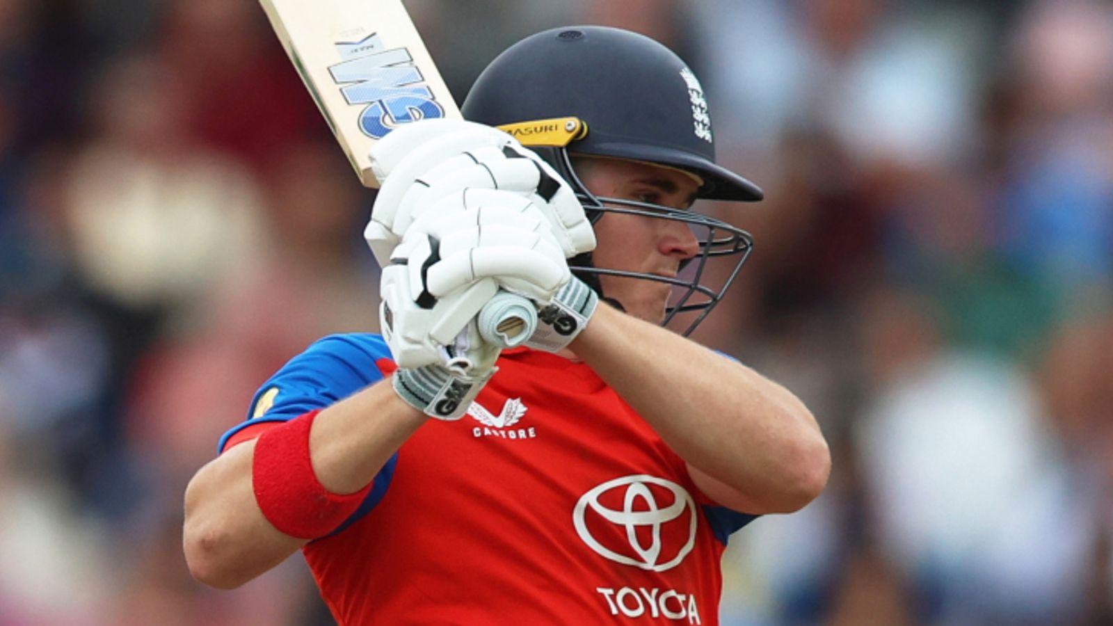 A Inglaterra estraga a estreia de Vaibhav Sooryavanshi com Jacob Bethell despede os anfitriões na vitória por quatro postigos sobre a Índia no segundo T20I | Notícias de críquete