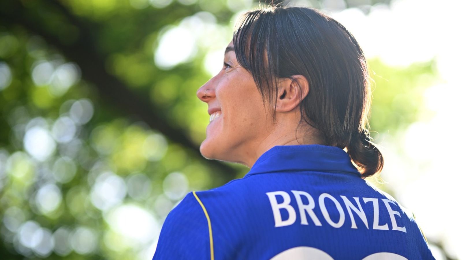Lucy Bronze: Zagueiro da Inglaterra prorroga por um ano a permanência no Chelsea para continuar ajudando o clube a ‘seguir em frente’ | Notícias de futebol